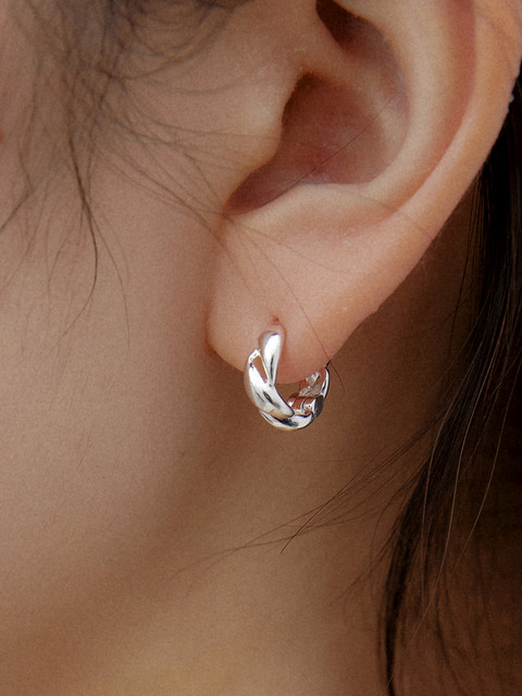 ピアス LOVE ME MONSTER Silver Bold Mini Ring Earrings L191MER190 러브미몬스터][Silver] Bold Mini Ring Earrings