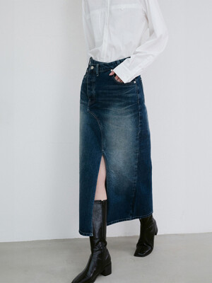 ASYMMETRIC DETAIL DENIM SKIRT