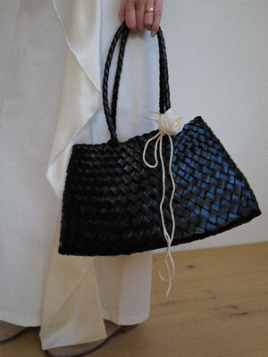 Gardener Basket_Weaving Tote Bag