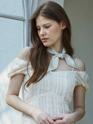 Creamy Cloud Twilly Silk Scarf [PMT-1422]
