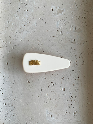 Triangle hair pin_butter