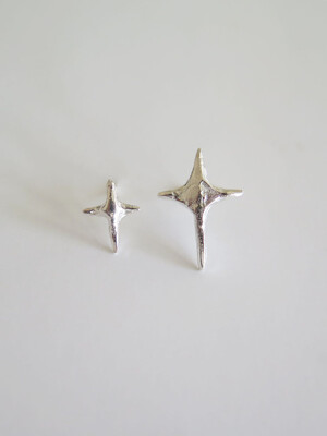 shimmering silver earrings (쉬머링 실버귀걸이)