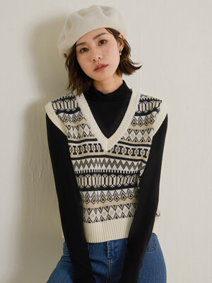 LS_Ethnic jacquard knit vest