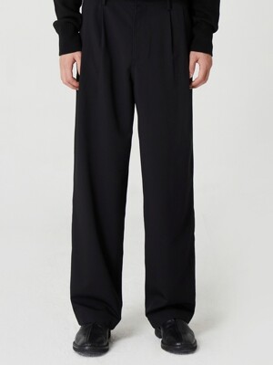 PLEATED SIDE ADJUSTER PANTS BLACK