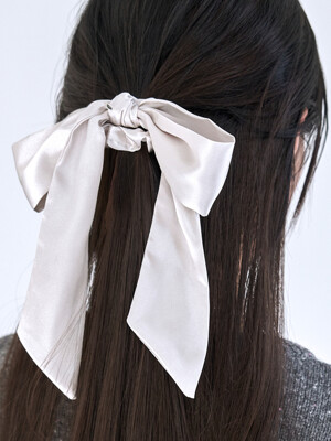 S SATIN RIBBON SCRUNCHIE (LIGHT GREY)