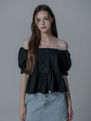 OFF-SHOULDER BAND CROP BLOUSE_BLACK