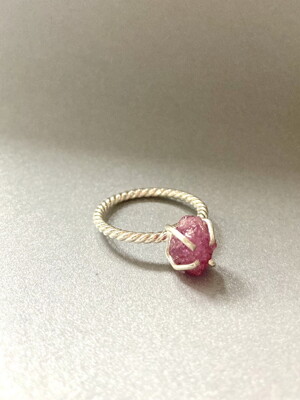muse silver ring_ruby