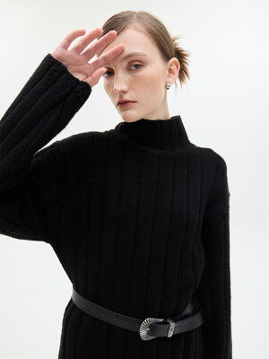 LX DAMAGE KNIT DRESS(BLACK)