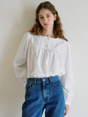 Shirring Square Neck Blouse_White