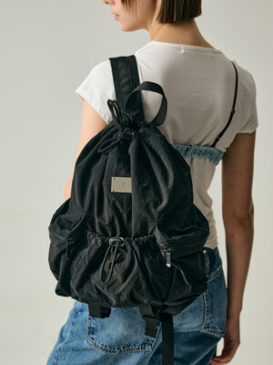 LIGHT STREET SMALL BACKPACK [BLACK]