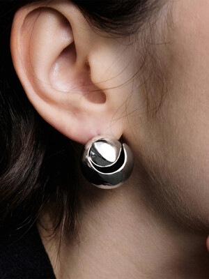 NP024 Artistic Big Ball Earrings