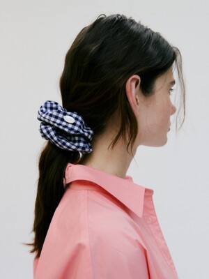 check scrunchie - navy
