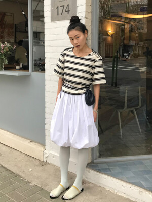 [딘디 PICK]Moon Jar - Shaped Skirt_White