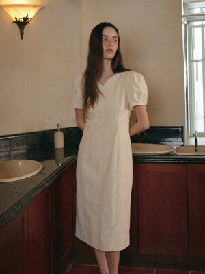 Hershy Heart-neck dress
