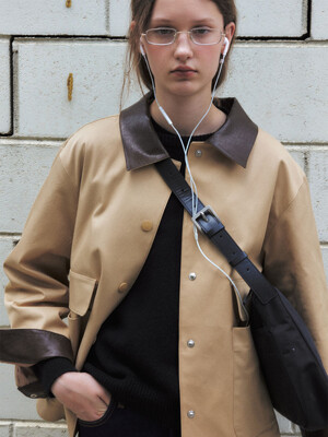Leather collar point pocket shirt jacket - Beige