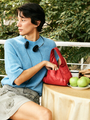 Lamb Skin Mini Hobo_CHERRY (KISSES SHAPE)
