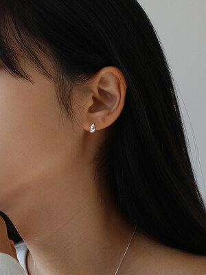 [Silver 925] Water Drop One-touch Earrings (S)