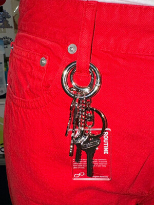 Unroutine Acrylic Keyring / 2color