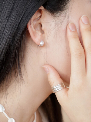 Pearl Button One-touch Earring