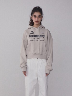 RR COMMUNITY CROPPED HOODIE - BEIGE