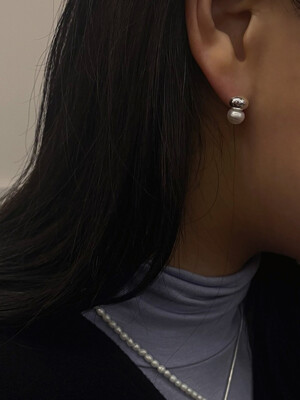 [단독]Pearl Snowman Earrings