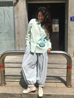 [딘디 PICK]Shirred Moon Jar Pants_Light Blue