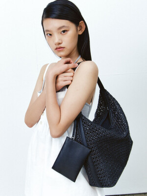 [단독]Pulpy hobo bag Mesh Black