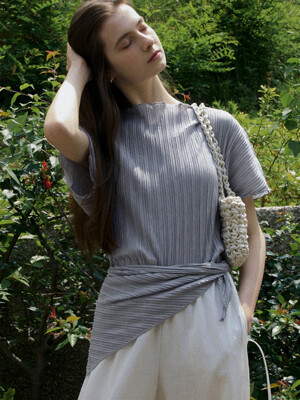 comos 1461 dolman pleats T-shirt (gray)