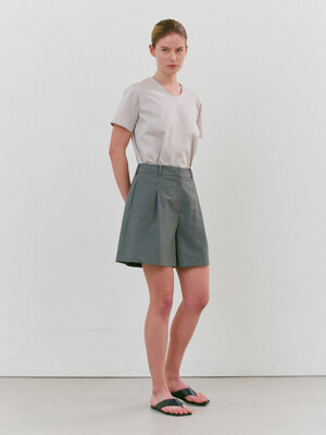 WOOL BLEND ONE TUCK SHORT PANTS