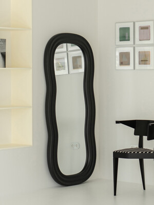 [배송 4-6주 소요] Wave Mirror (Black / Large)