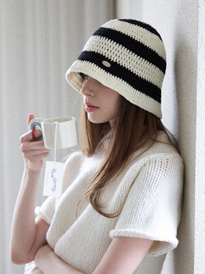 [단독]Striped Handmade Crochet Cotton Bucket Hat _ Black
