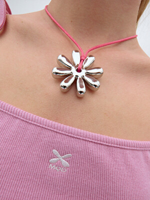 Mardi x ME Bloom Daisy Drop Knot Necklace (Pink)