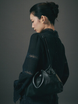 Souffle shoulder bag-black