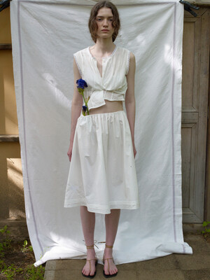 Via Boris button vest_Ivory