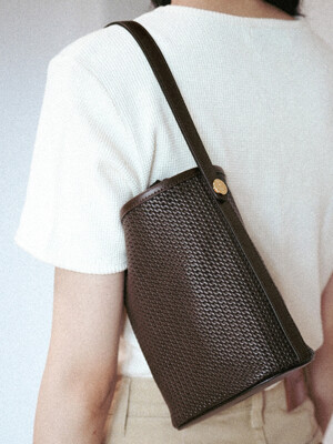 lou twi leather bag