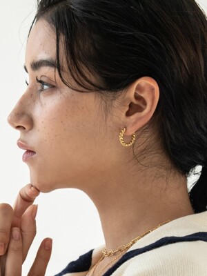 ROPE EARRING_Gold_L