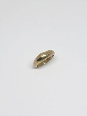 gold moggle ring 2