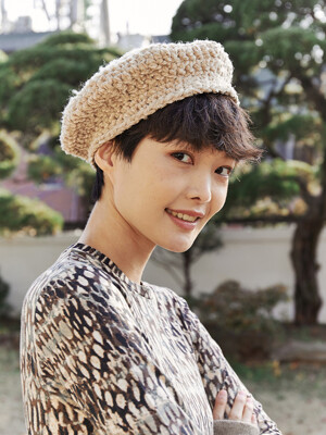 VELVET BERET (BEIGE)