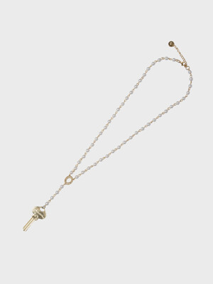 KEY & BEADS NECKLACE (PEARL)