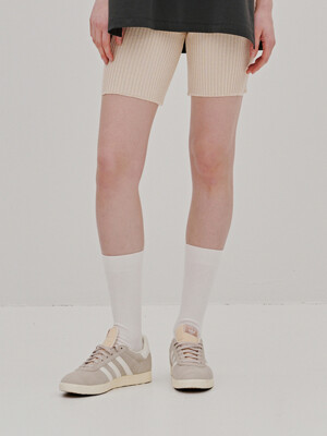half cable knitshorts-butter