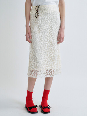 S Flower Pattern layerd Skirt_Ivory
