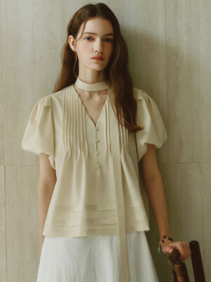 V-neck Pintuck Balloon Sleeve Blouse