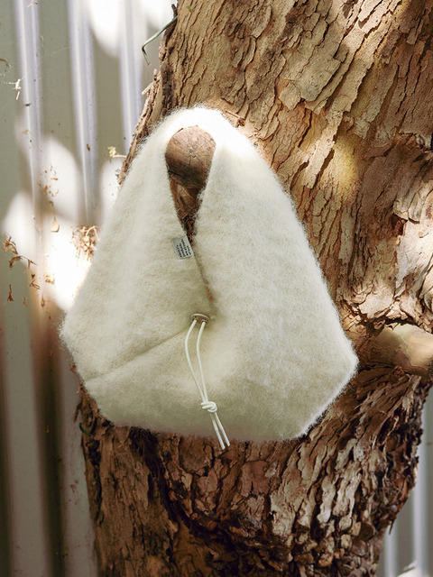 토트백 - 니틀리 (KNITLY) - Brushed Alpaca Knit Mini Bag (Yellow Ivory)