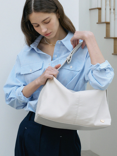 ショルダーバッグ・ポシェット [ANEDIT] Shirring Eazy Open Hobo Bag_3 color 언에디트]Shirring Eazy Open Hobo Bag_3 color