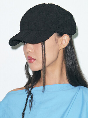 PUFF MARGOT HAT IN BLACK