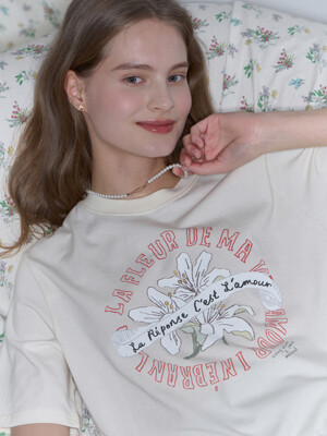 [논로컬 X 이하여백] Lily Hand Drawing T-shirt - Cream Yellow
