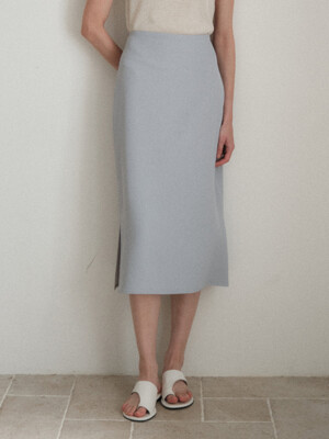 Minimal Side Slit Skirt