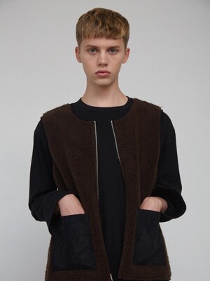 Premium Line/ REVERSIBLE FAUX FUR VEST (BROWN & BLACK)