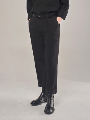 BLACK Semi-Wide Trousers