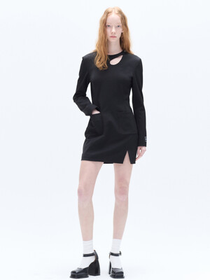 CUT-OUT POCKET SLIT MINI DRESS_BLACK